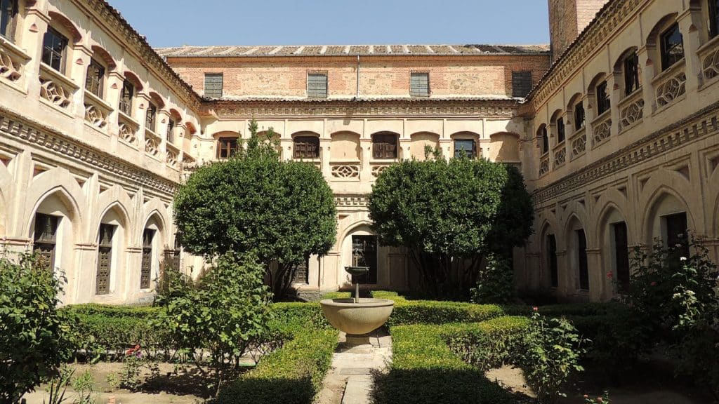 El Convento De San Antonio El Real