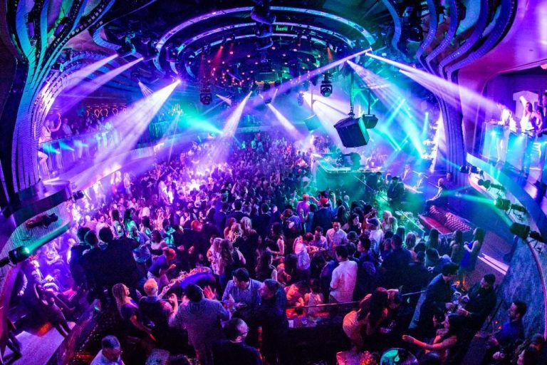 Las discotecas refuerzan medidas y protocolos para evitar el acoso y las agresiones sexuales en sus locales