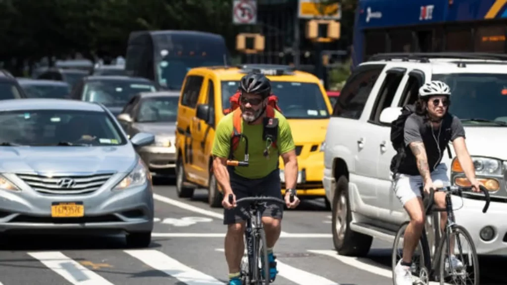 La Multa De La Dgt Que Pone A Los Ciclistas En Pie De Guerra