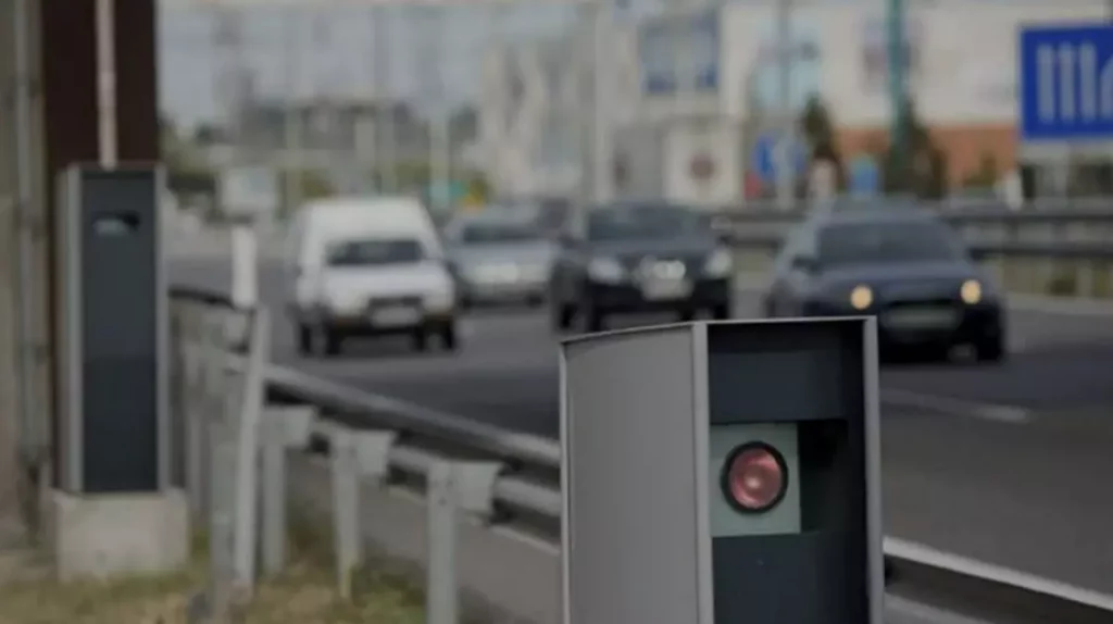 La Nueva Campaña De La Dgt Por La Que Te Puede Caer Una Multa De 600 Euros