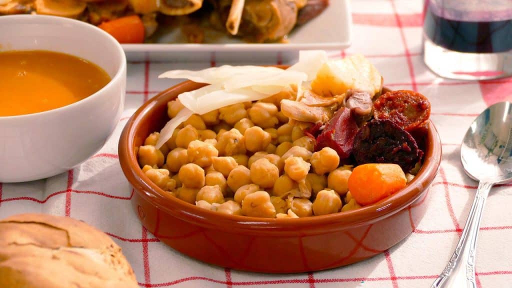 Que No Te Engañen: Esta Es La Auténtica Receta De Cocido Madrileño