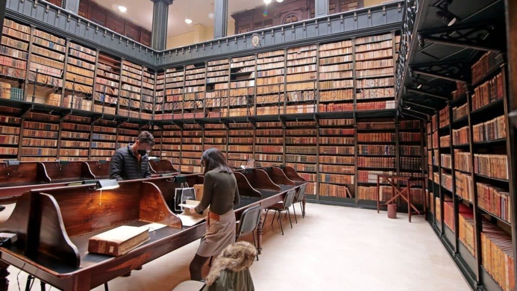 Biblioteca Central De Jerez, En Cádiz