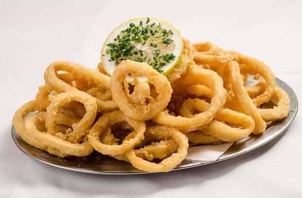 Tapas Preferidas Por Los Extranjeros: Calamares A La Romana