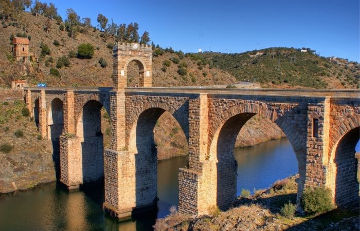 El Puente Romano De Alcántara