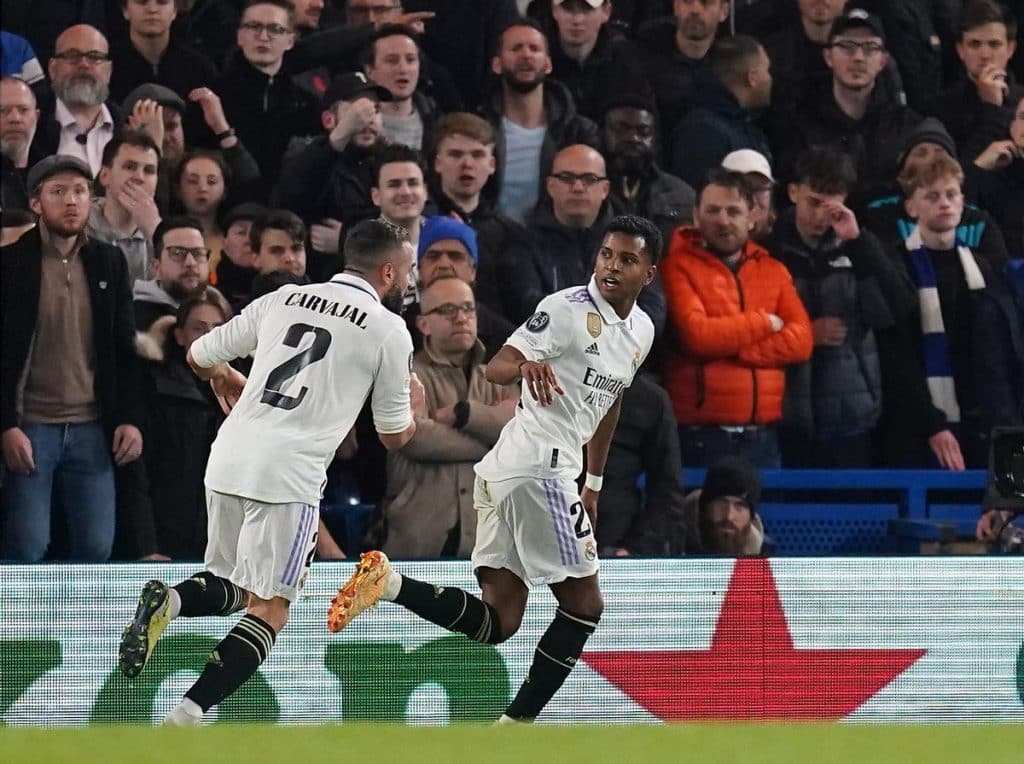 El Ídolo Que Tiene Jugó En El Real Madrid