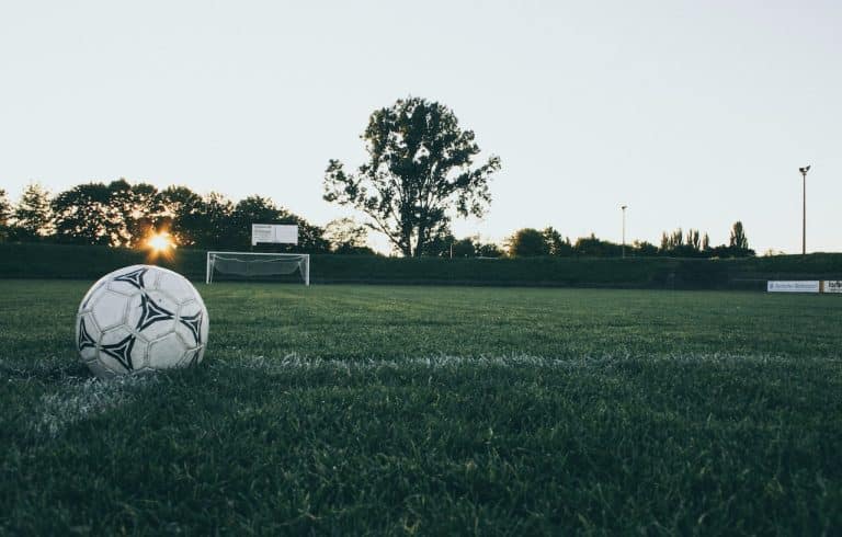 Estos son los 6 campos de fútbol más espectaculares del mundo