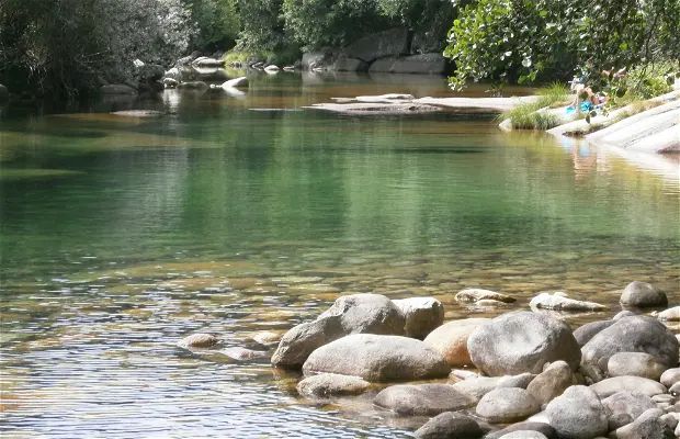 8 Mejores Pueblos De España Para Bañarse En Primavera 9 Garganta De Los Caballeros, En Navalonguilla, Ávila