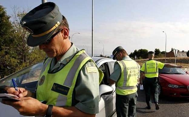 Ya Ni Siquiera Se Puede Usar Un Móvil En Manos Libres