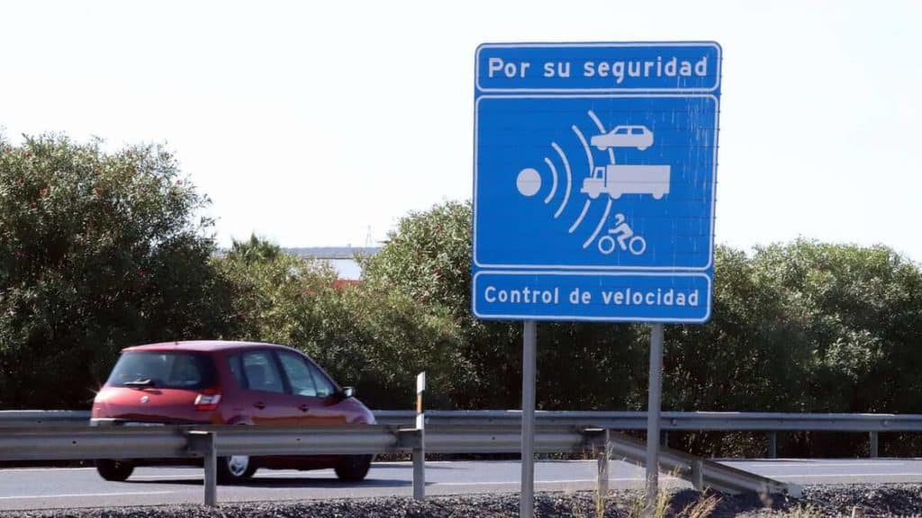 La Dgt Pisa El Freno: Esta Es La Velocidad A La Que Multa Ahora