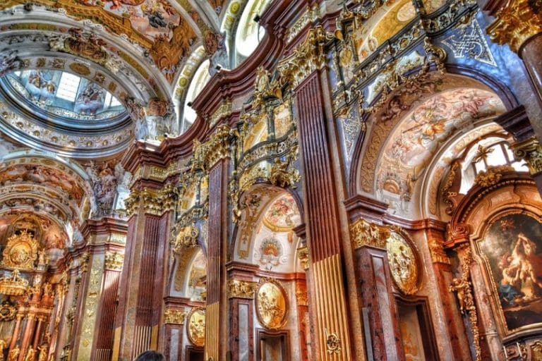 Las iglesias barrocas más espectaculares de Madrid que tienes que visitar