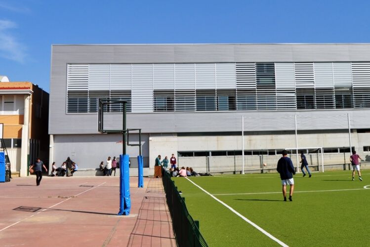 Las Instalaciones Del Centro Educativo