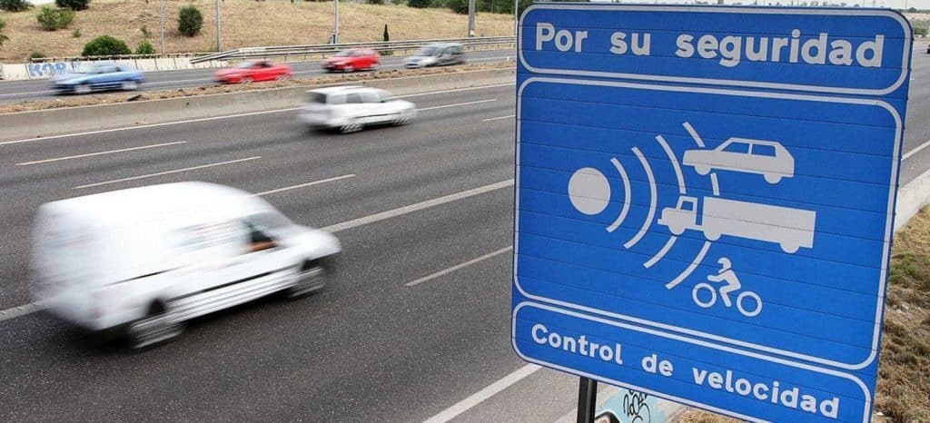 Descubre Cómo Funcionan Los Radares De La Dgt Para Evitarte Una Multa