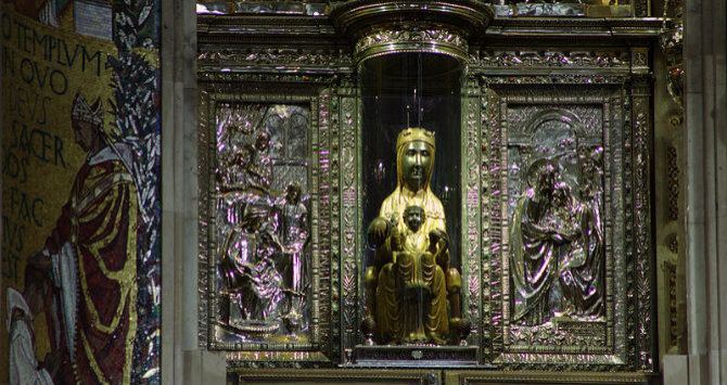 Nuestra Señora de Montserrat, protagonista del santoral del 27 de abril
