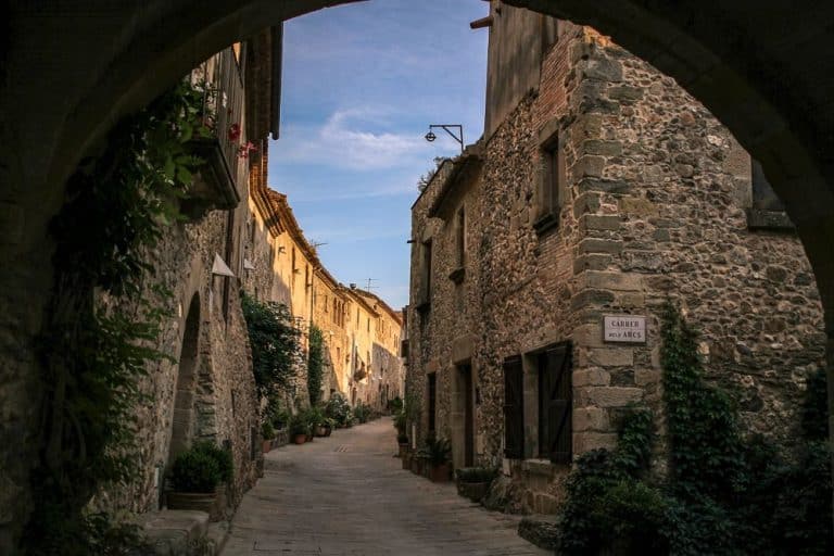 Pueblos escondidos de Barcelona con encanto que te enamorarán