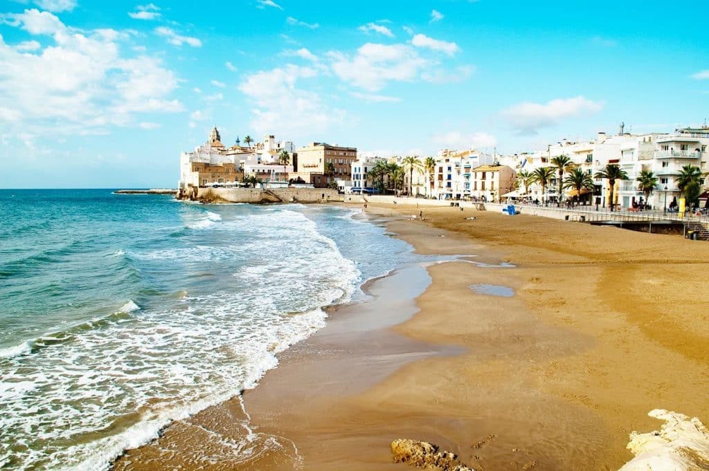 Sitges, En Barcelona