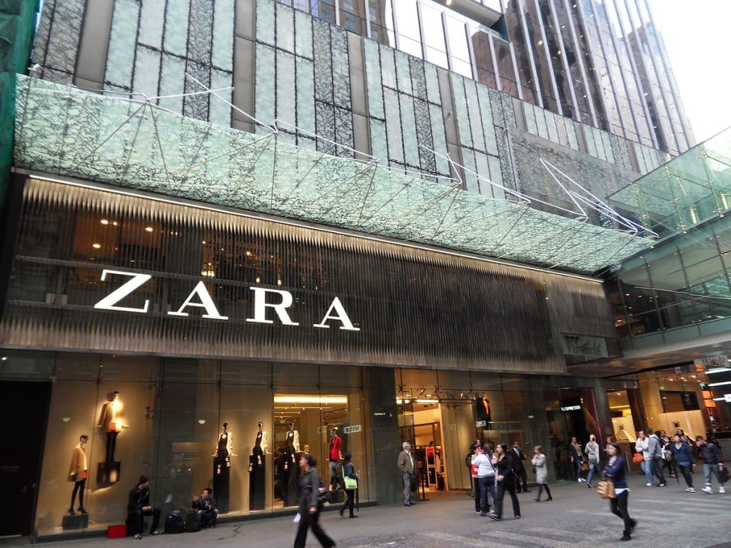 Zara Sabe Lo Importante Que Es Lucir Una Figura Estilizada
