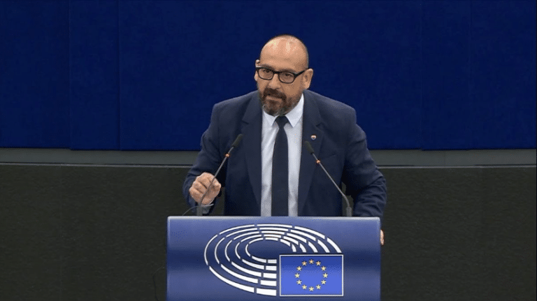 Desde el Parlamento Europeo se insta a tomar medidas ante el “ataque de Argelia” a intereses económicos españoles