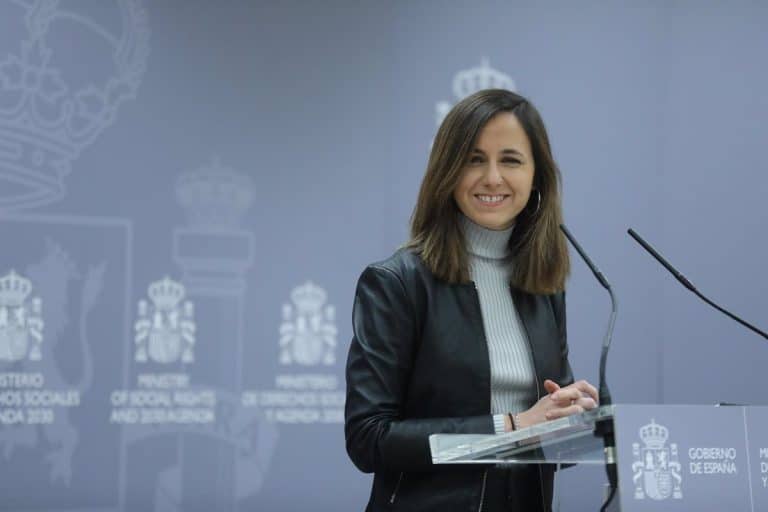 Podemos «se aprovecha» de los proyectos electorales de Pedro Sánchez para su campaña