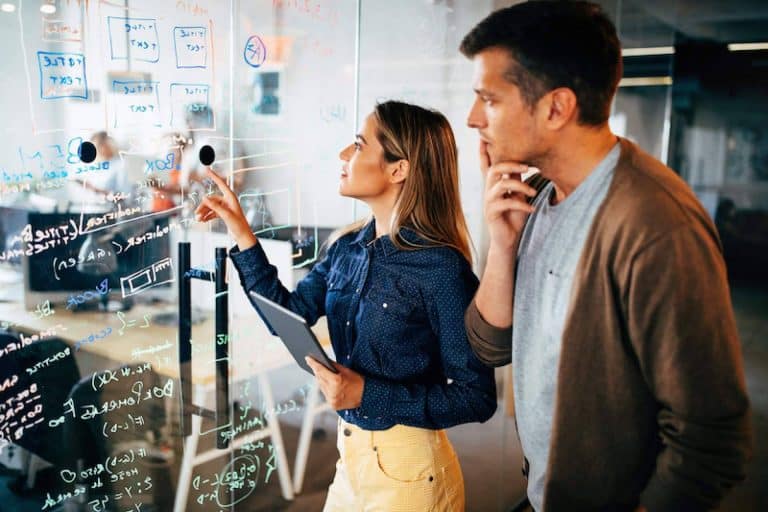Las claves para crear una estrategia digital efectiva, con Cierzo Digital