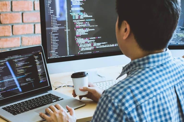 ¿Cuáles son las consecuencias de no proteger la ciberseguridad de las empresas?, con NOÁTICA Programadores Informáticos