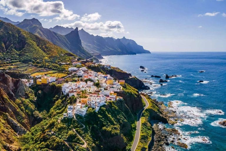 Alquilar un coche en Tenerife para visitar la isla en verano