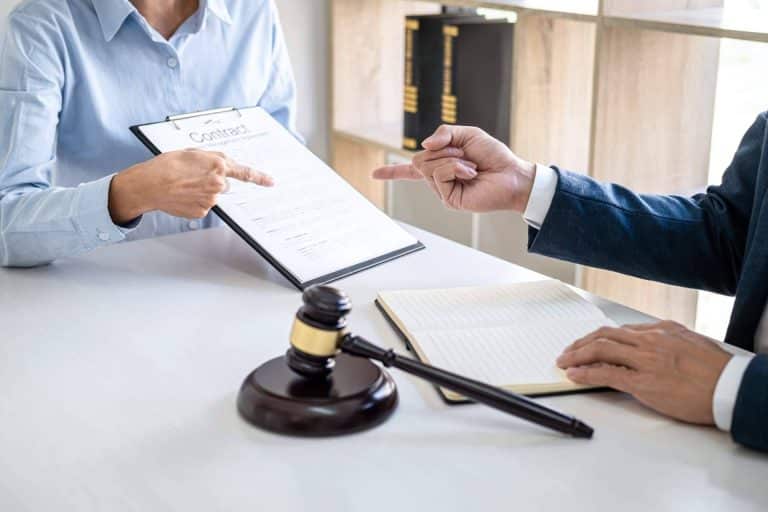 Una clienta de Abogados Para Tus Deudas cancela su deuda y logra la libertad financiera