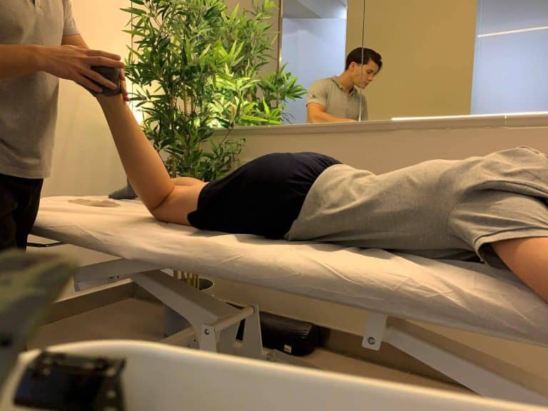 Causas y tratamiento del síndrome del piramidal con sesiones de fisioterapia