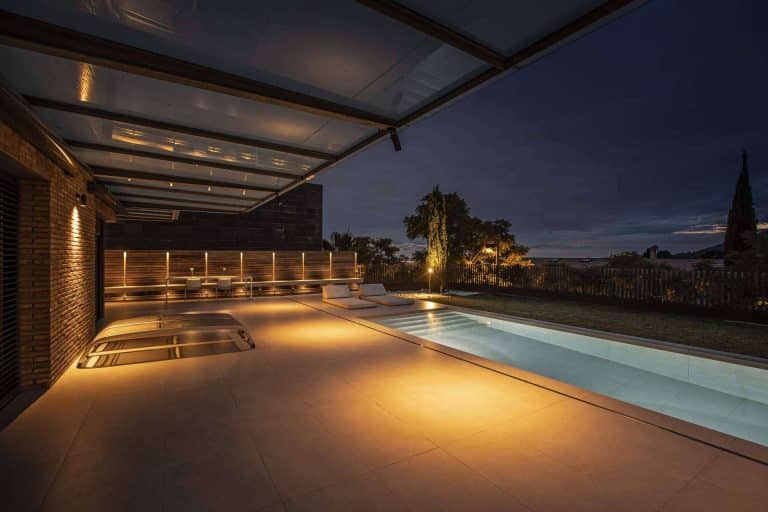 Elegancia, estética y modernidad para diseñar luminarias a medida con Insolit