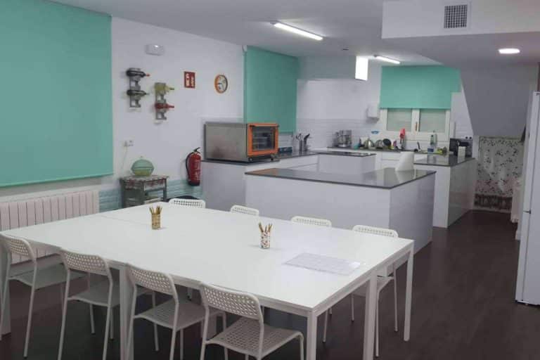 Ochimanikia, una escuela de cocina tradicional en Barcelona para formar a niños y adultos