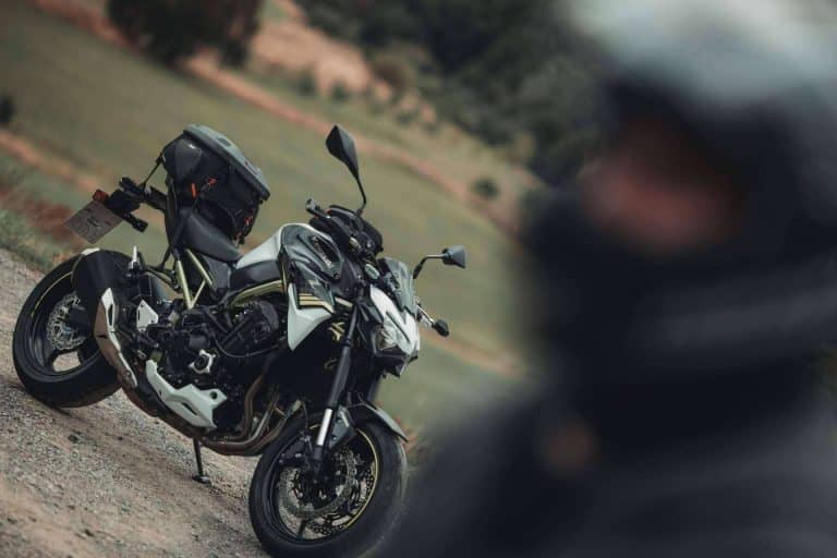 Disfrutar del Gran Premio de MotoGP viajando en moto hasta Jerez con los accesorios de SW-MOTECH