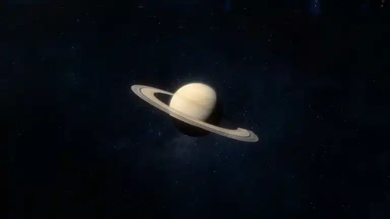 Saturno y su brillo ultravioleta