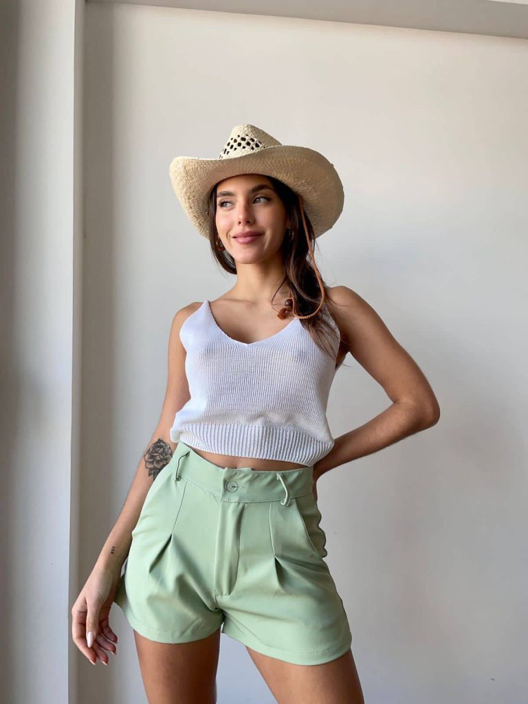 Mejores tips para vestir shorts en verano 39 Elige el material adecuado