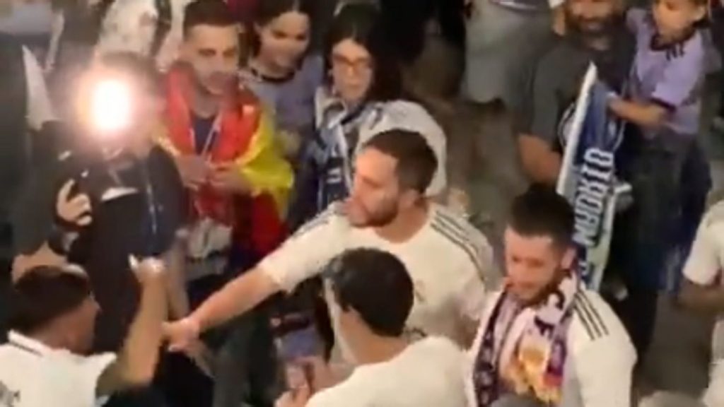 Se Veía Venir: El Colaborador De El Chiringuito Que Se Mete En Una Pelea