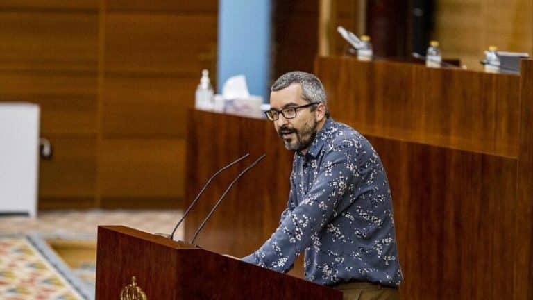 Más Madrid acusa a Ayuso de hacer «cualquier numerito» para no hablar de Madrid