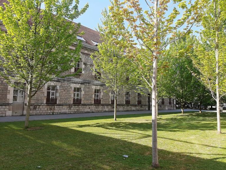 Audiencia de Cantabria juzga desde hoy al acusado de abusar de una mujer que había acudido a su casa a una celebración
