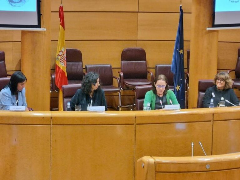 El 30% de los cuidadores de personas con Alzheimer tienen problemas de conciliación laboral y familiar, según Ceafa