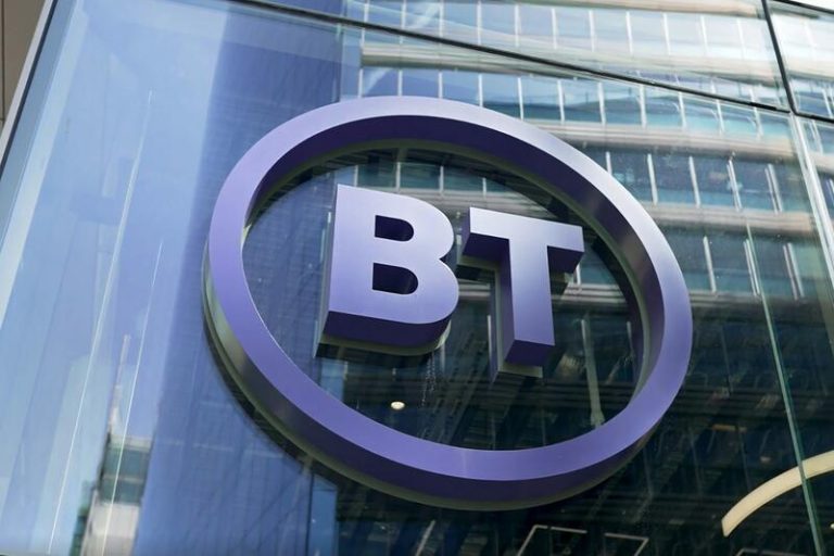 BT cae en bolsa un 5% tras anunciar resultados, despidos y la sustitución de parte de la plantilla por IA