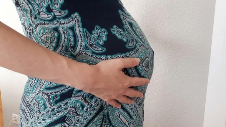 Falta de información y prejuicios, barreras que encuentran las mujeres con discapacidad para ser madres, según estudio