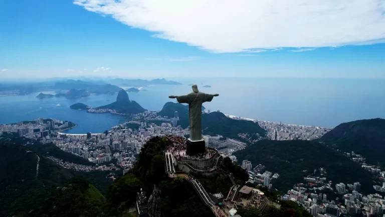 El Cristo Redentor apaga sus luces ¿por qué?
