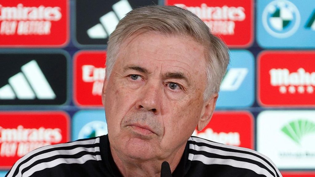 Ancelotti Pide Un 9