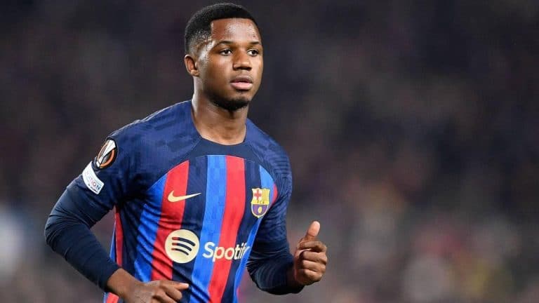 Ansu Fati, cada día más lejos del Barça