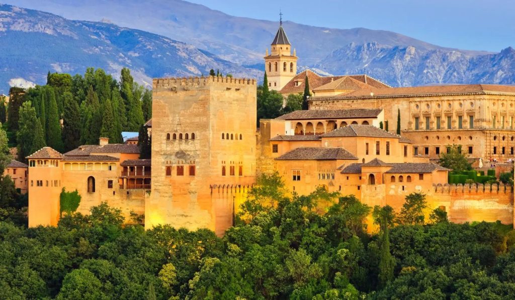 La Alhambra En Granada
