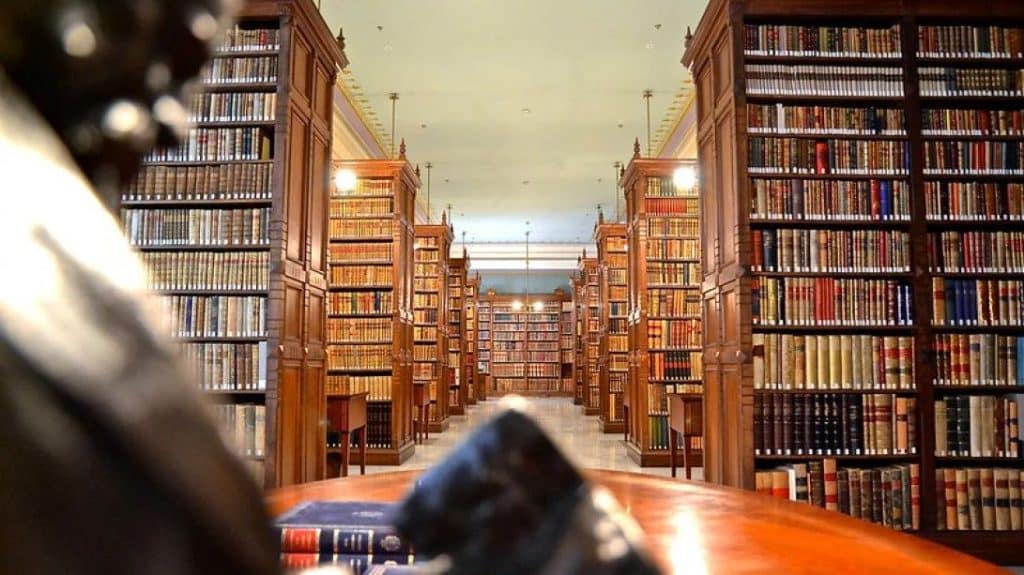 La Biblioteca De La Real Academia Española