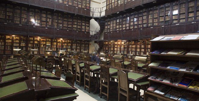 La Biblioteca Del Ateneo