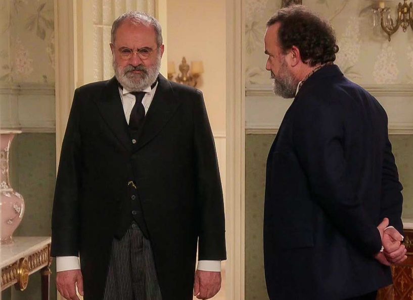 La promesa quién es Rómulo fuera de la serie