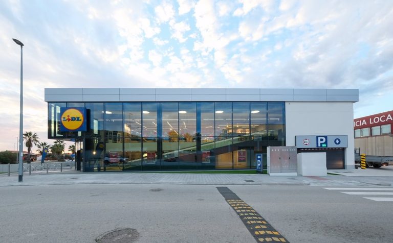 Lidl: su paraguas de bolsillo por 4 euros que se ha vuelto viral