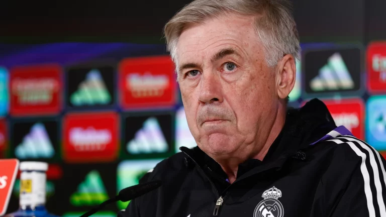 Los valencianistas culpan a Ancelotti del descenso del Valencia