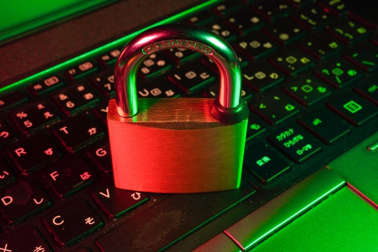 Cómo proteger tus datos al navegar en casinos online