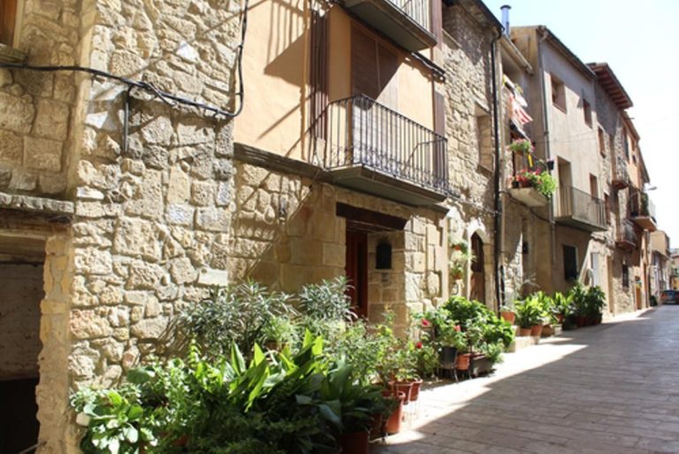 Pueblos de España en los que es más barato comprar una casa