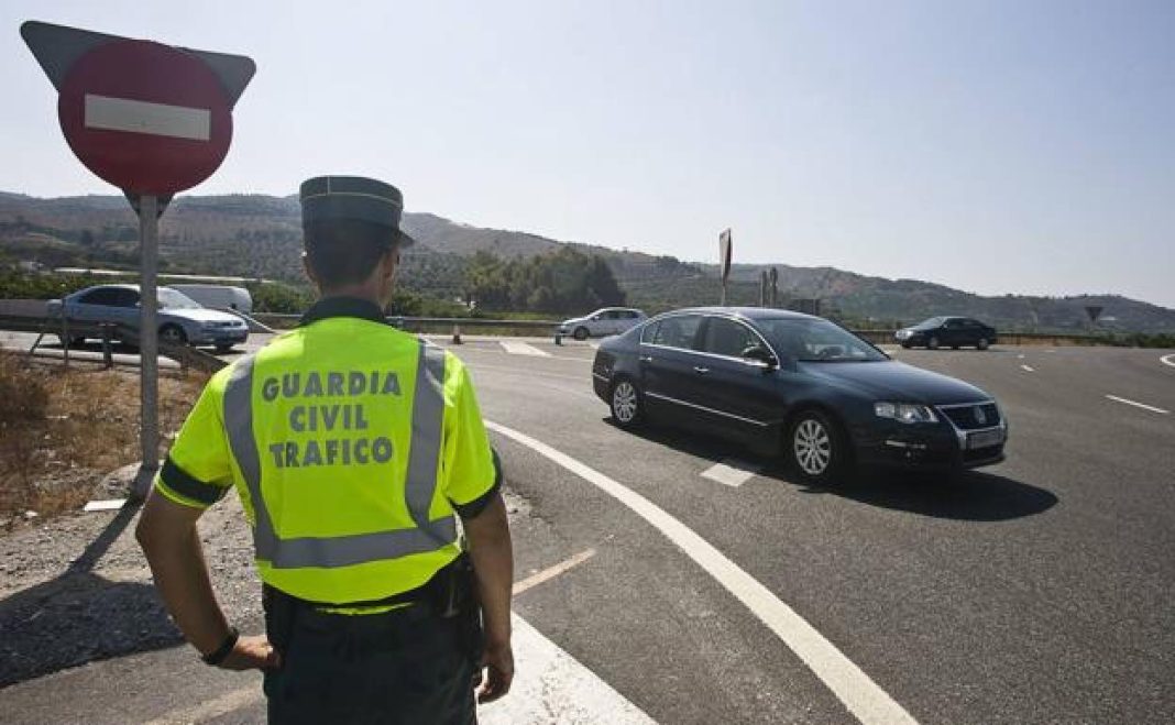 DGT: la multa que te puede caer por llevar sucio el coche